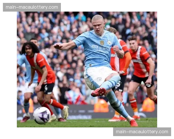 利物浦主帅斯洛特谈双红会 强调对阵瓜氏曼城需全程投入 利物浦主帅斯洛特谈双红会 强调对阵瓜氏曼城需全程投入