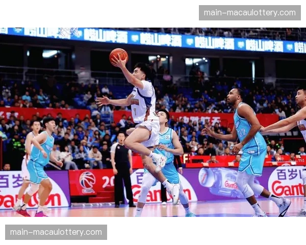 四川队欠薪危机影响阵容稳定，段睿骐宣布不再为球队出战